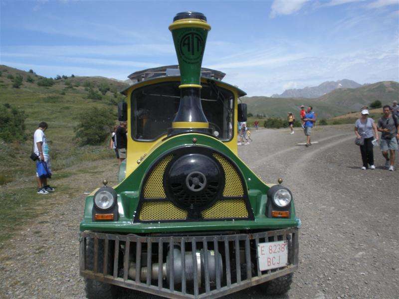 Tren chuchu de Tramacastilla Tena,11 agosto 2010 - A los del Aneto el Monte Perdido